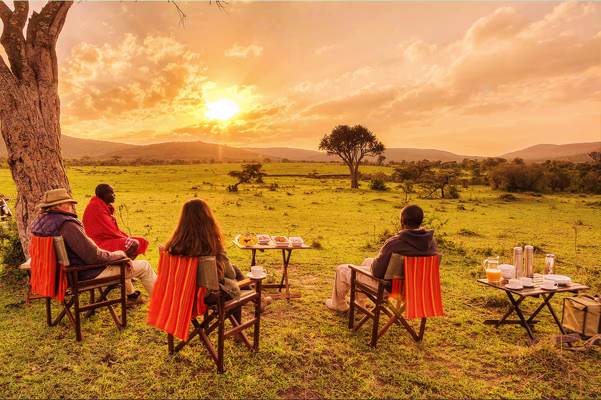 Luxury safari lodge Tanzania Serengeti camp